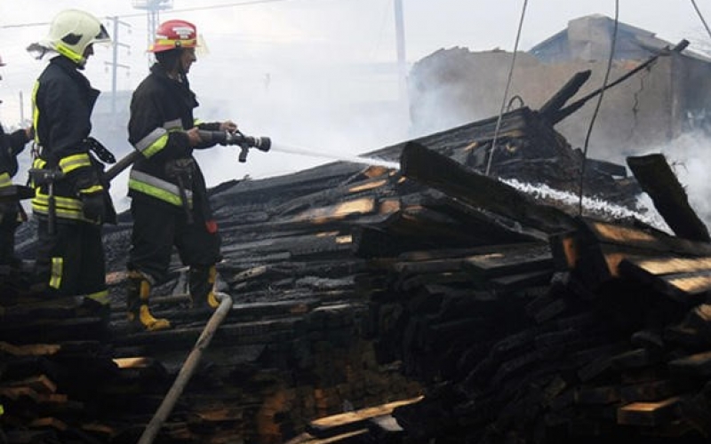 Xocasəndə taxta emalı sexində yanğın söndürüldü - YENİLƏNİB
