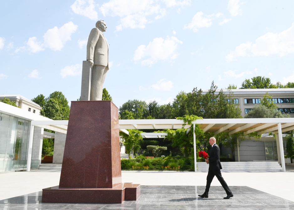 İlham Əliyev Mingəçevirə getdi