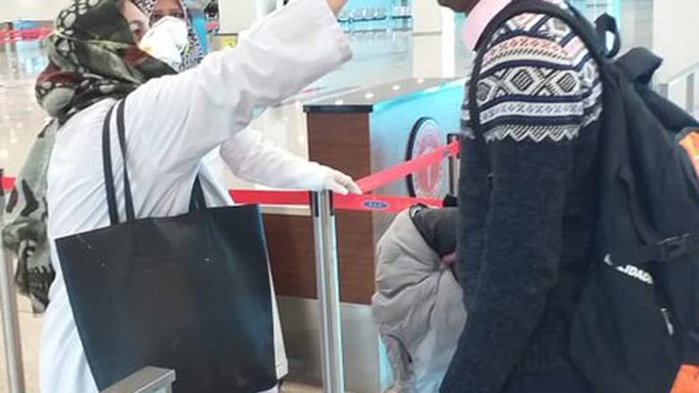 Pakistanda koronavirusa yoluxanların sayı 200 mini keçib