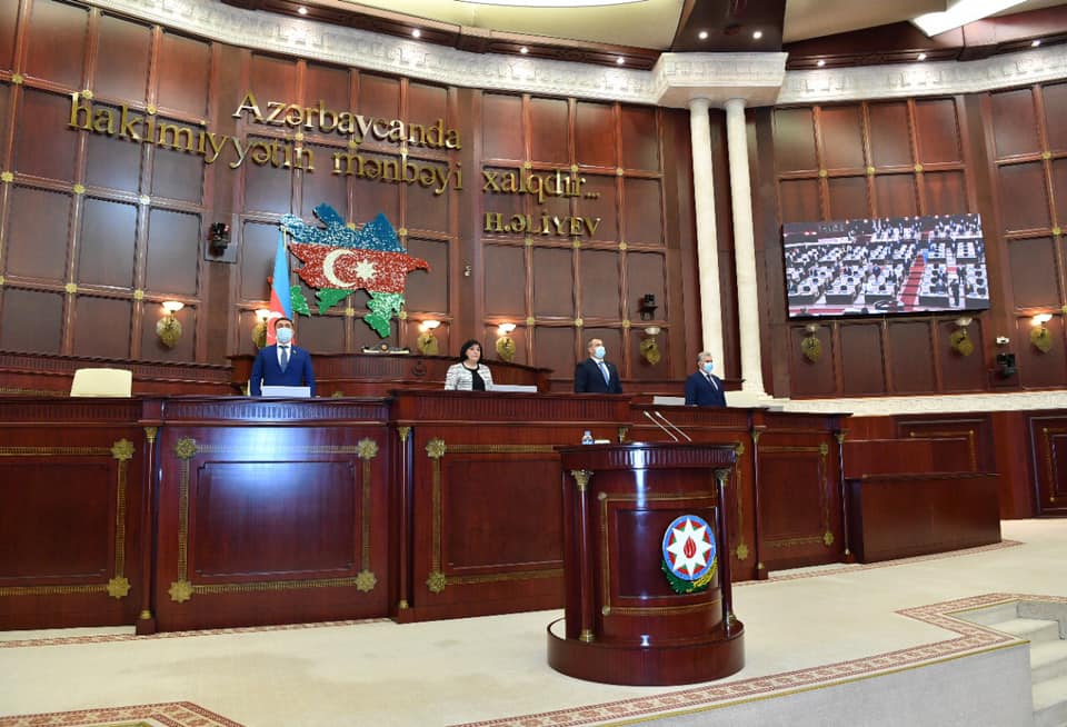 Milli Məclis sabaha iclas ÇAĞIRDI