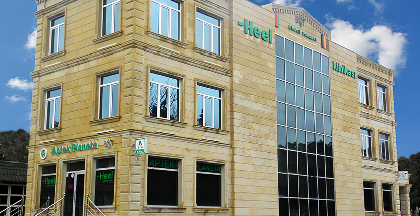 Bioloji Təbabət Klinikasında əməkdaşlar qızdırma ilə işə gəlir