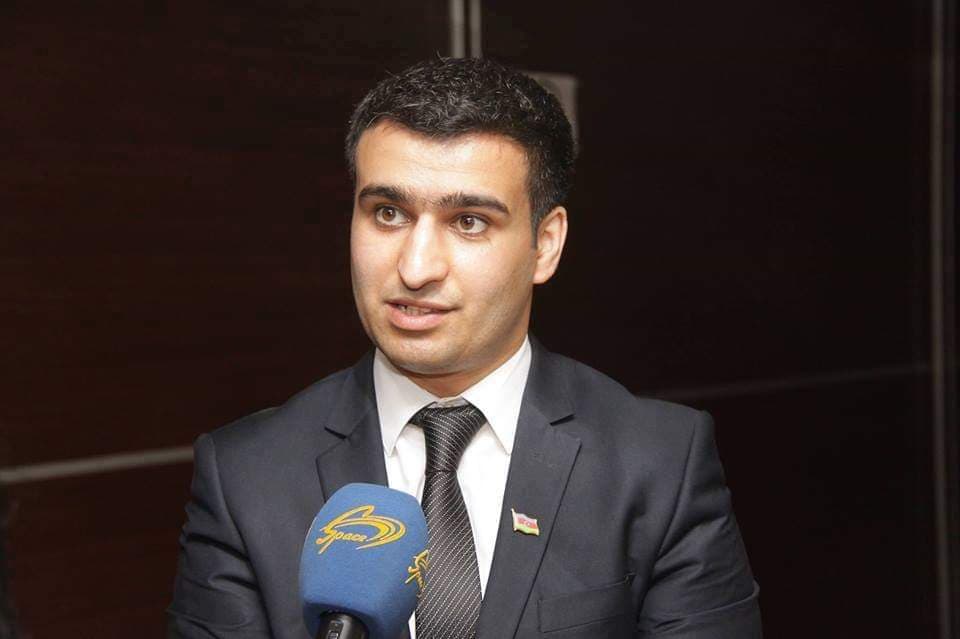 Sosial şəbəkədə xalq mahnıları, muğam təbliğ olunur 