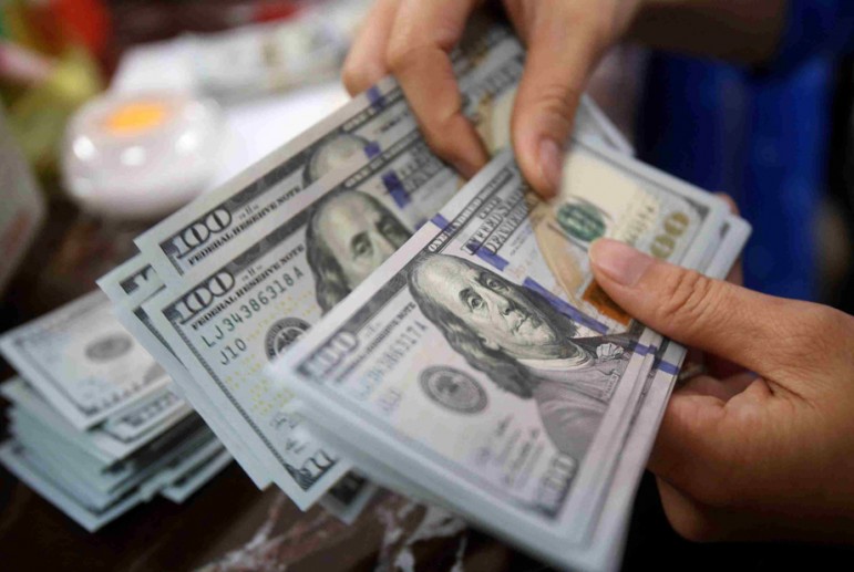 Dünyanın ən zəngin azərbaycanlısı 1 həftədə 500 milyon dollar İTİRDİ
