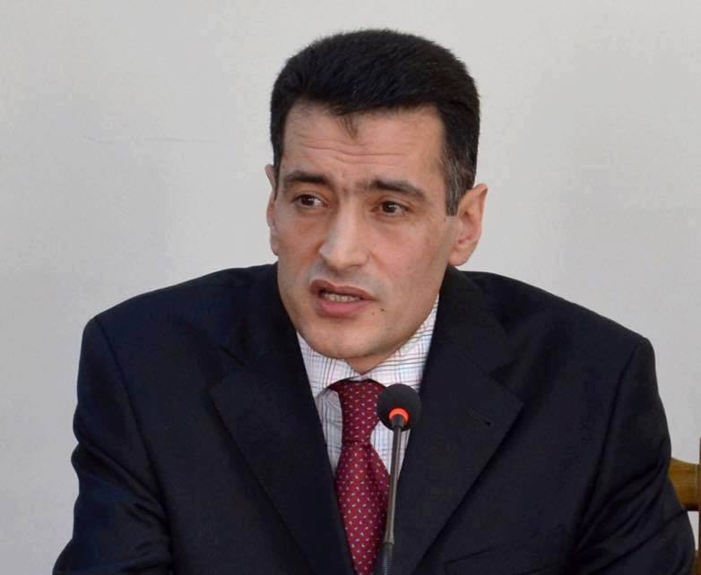 Koronavirusa yoluxan İdris Abbasov nəhayət Yeni Klinikaya YERLƏŞDİRİLDİ   
