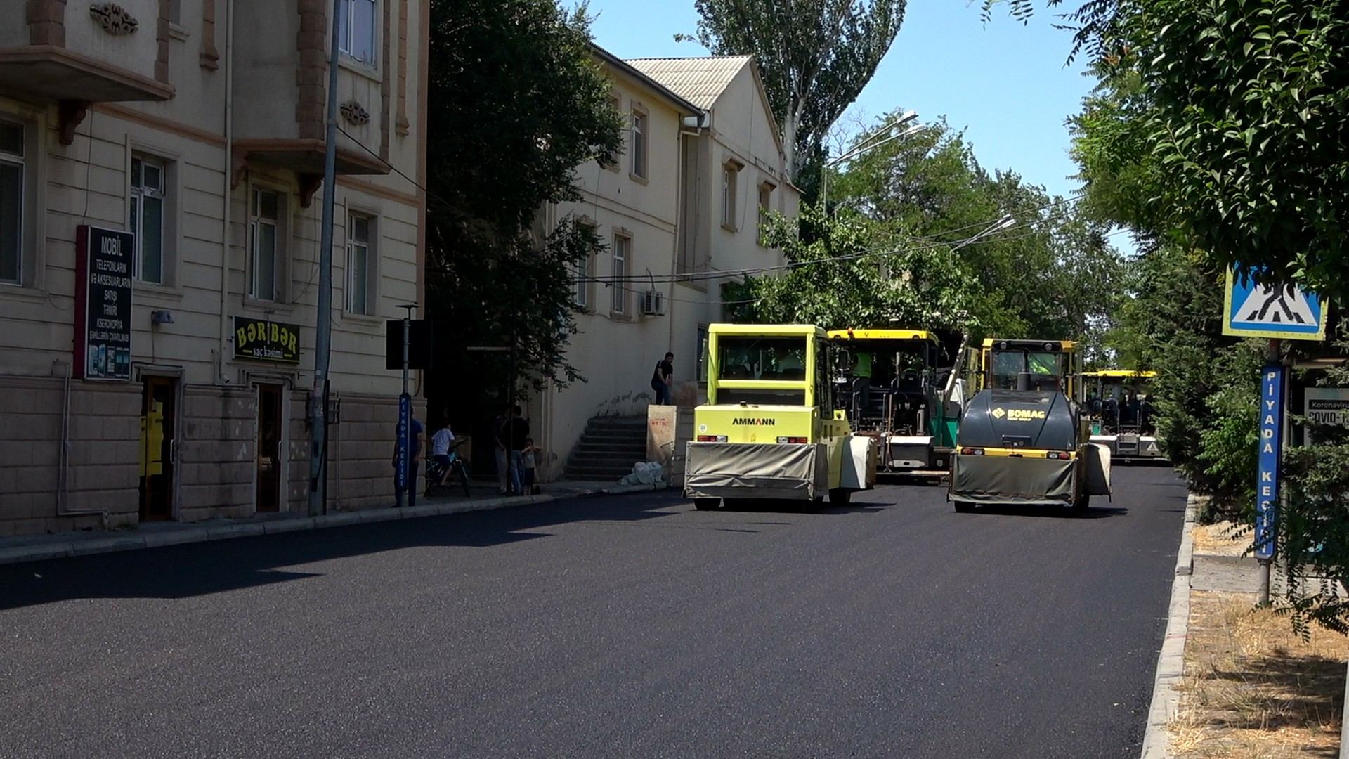 Biləcərinin mərkəzi küçələrindən biri əsaslı təmir edilir - FOTO