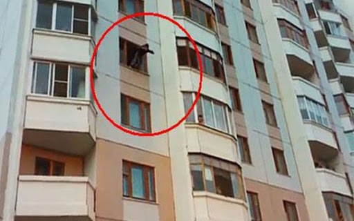 Bakıda azyaşlı 5-ci mərtəbədən yıxıldı