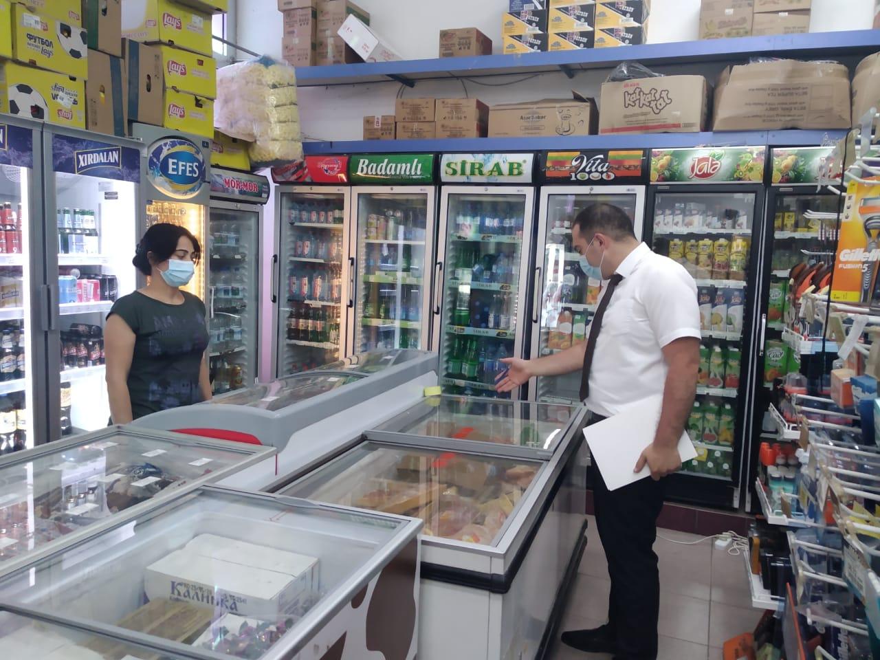 Dövlət agentliyi 68 market və restoranda qanunsuzluq aşkarladı