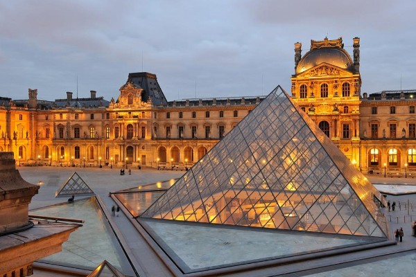 Dünyaca məşhur muzey açıldı