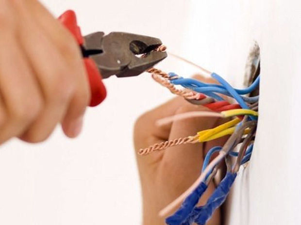 Sabirabadda gənci elektrik cərəyanı öldürdü