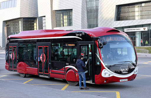 Bakıda marşrutlarda sərnişin sayı 70 faiz azalıb 