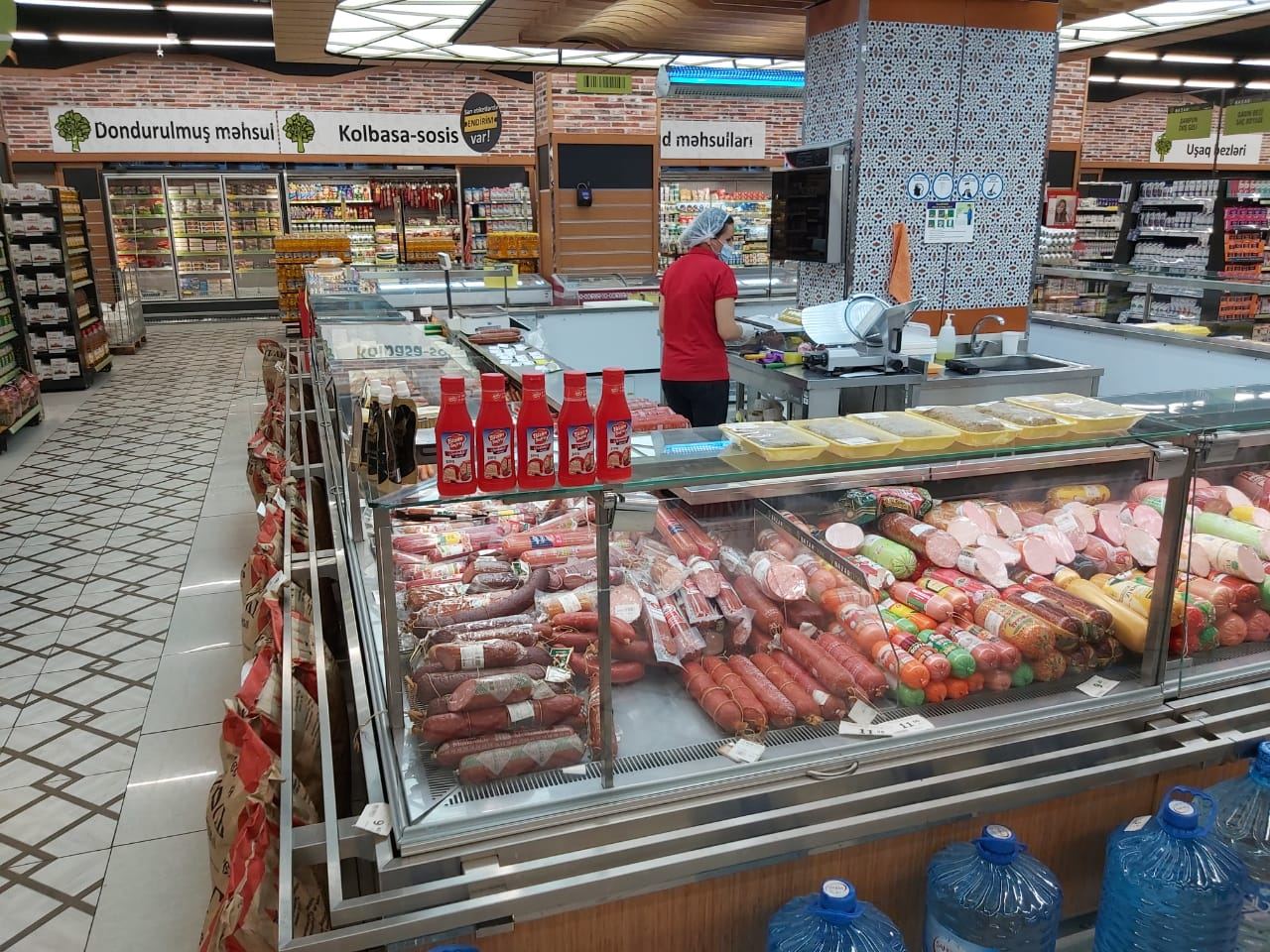 Dövlət Agentliyi daha 231 market və restoranda yoxlama apardı - FOTO 