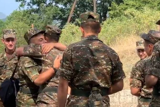 Paşinyanın oğlu ordudan təxris olundu - VİDEO