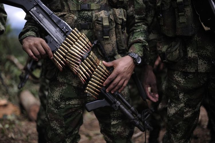 Kolumbiyada naməlum silahlıların hücumu - 2 hərçi öldü, 6-sı yaralandı