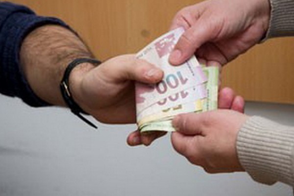 Bakıda 8 500 manatlıq dələduzluq edildi