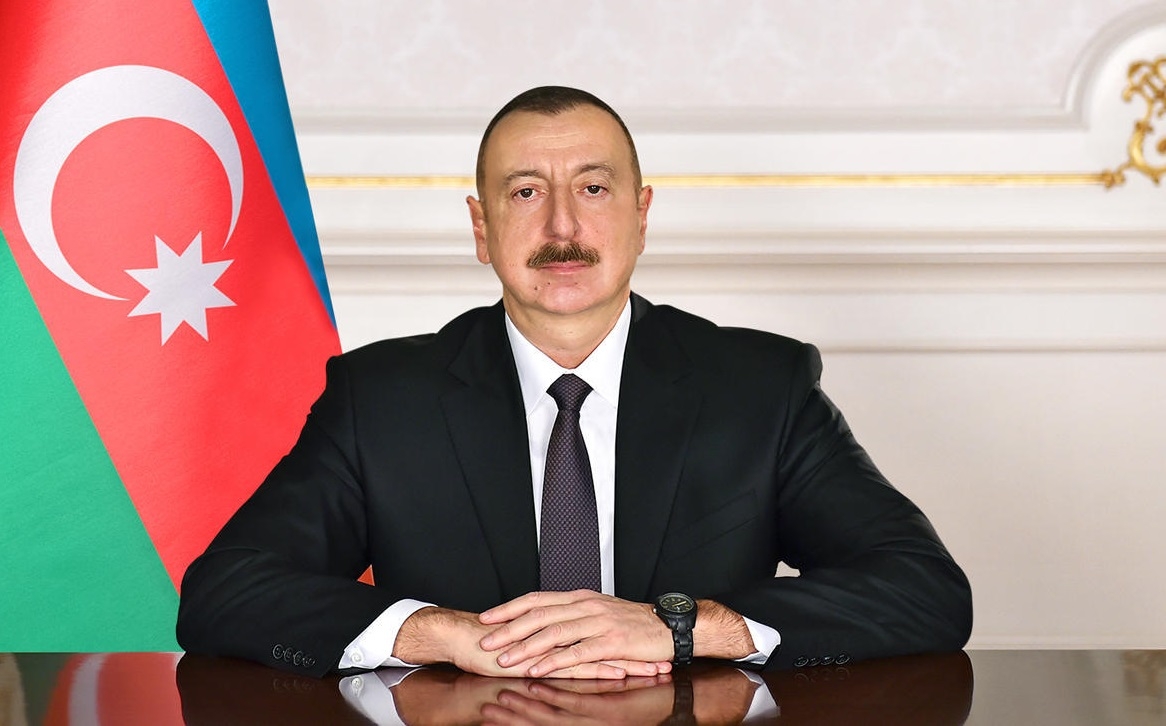“Prezidentin fəxri diplomu” ilə təltif edilən jurnalistlərin SİYAHISI