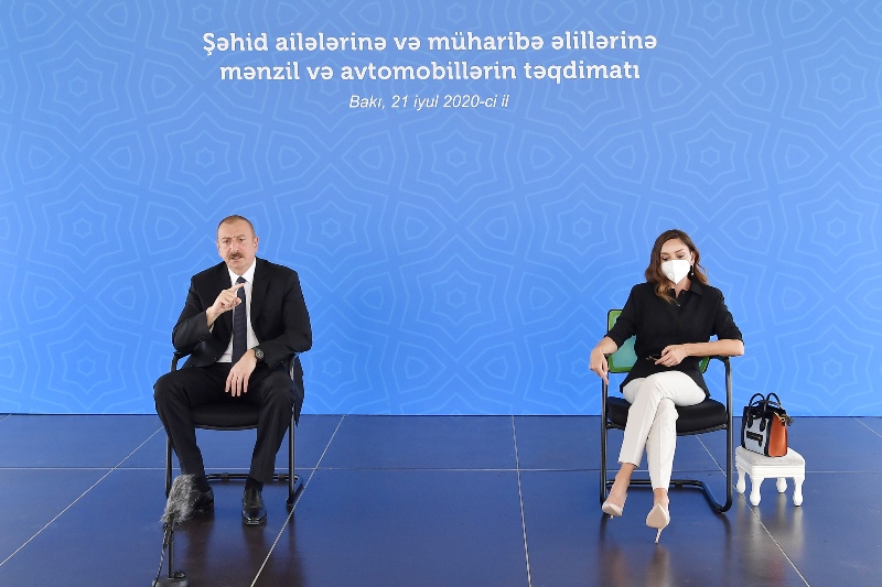 İşğalçılar tərəfindən dağıdılmış mülki və dövlət obyektlərimiz bərpa olunur