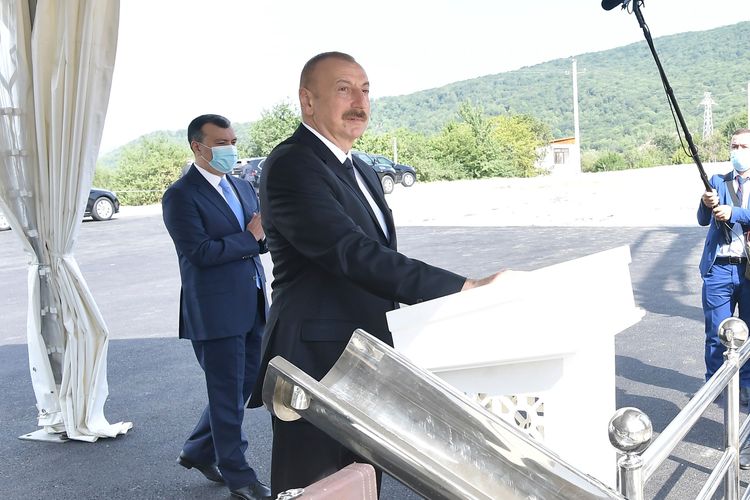 Prezident İsmayıllıda yeni mərkəzin təməlini qoyub - YENİLƏNİB