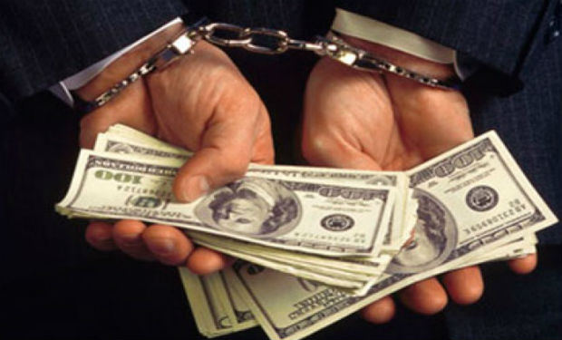 Bakıda külli miqdarda pul alan dələduz tutuldu