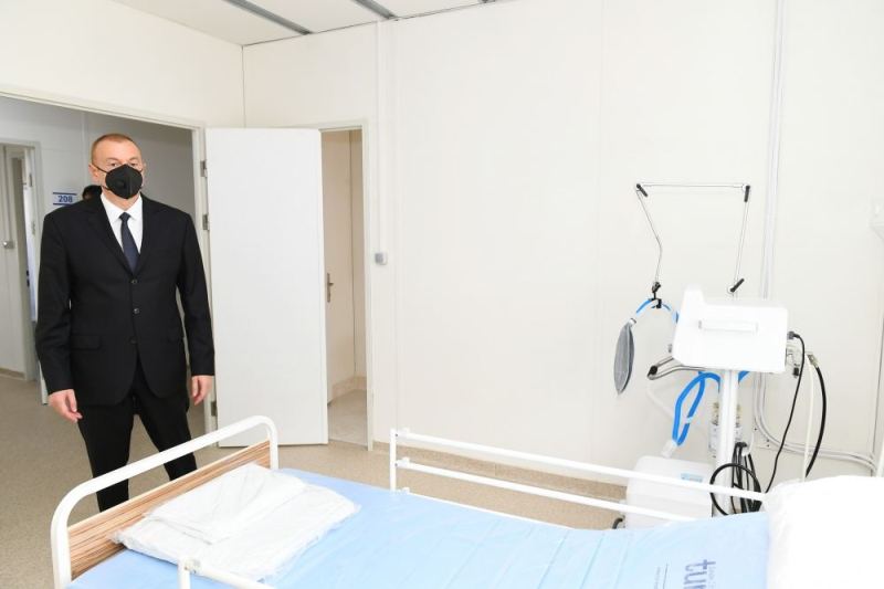 Prezident modul tipli xəstəxananın açılışında olub