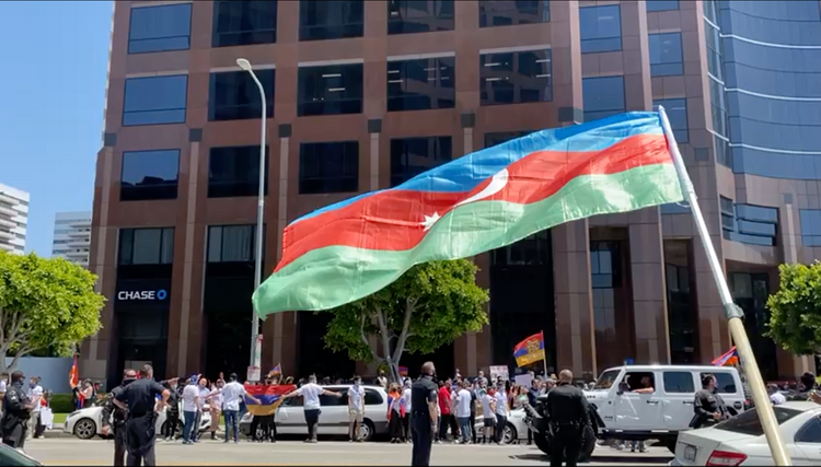 Los Anceles polisi erməni lobbisinin yalanlarını ifşa etdi - VİDEO