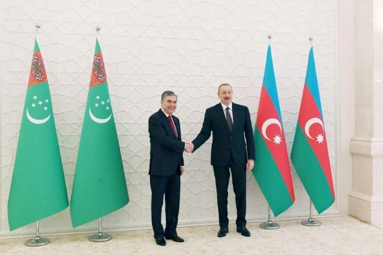 Türkmənistan Prezidenti İlham Əliyevə zəng etdi