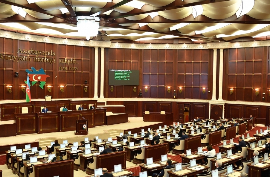 Parlament büdcə dəyişikliyini 1-ci oxunuşda qəbul etdi