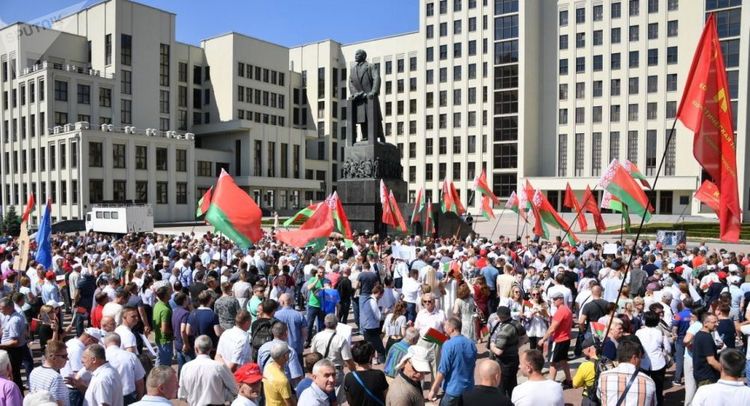 Minskdə Lukaşenkaya dəstək mitinqi başladı