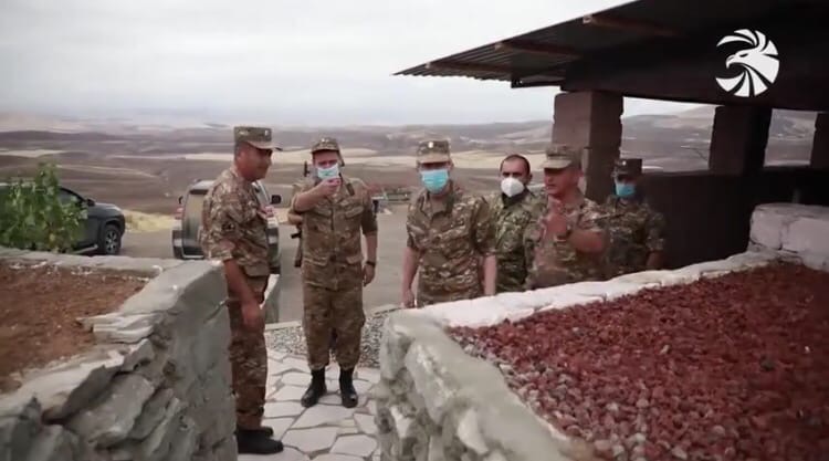 Ermənistanın Baş Qərargah rəisi cəbhə xəttinə gəldi - FOTOLAR