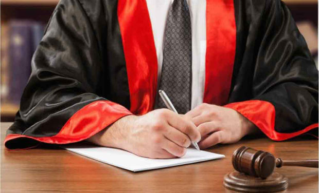 Hakim mollanın cinayət işinə xitam verdi