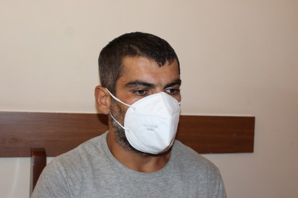 Şəkidə həmkəndlisinin əmlakını yandırdı