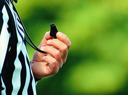 UEFA koronavirusa görə Azərbaycanlı hakimin təyinatını ləğv etdi