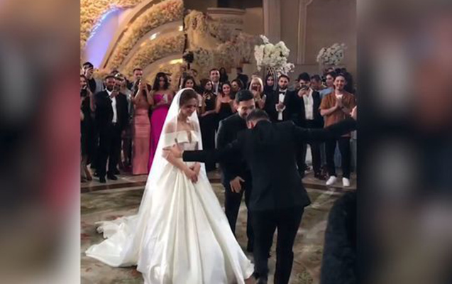 Azərbaycanlı müğənninin Moskvada dəbdəbəli toyu - VİDEO