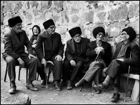 Uzunömürlülərin qohumları ilə bağlı tədqiqat aparıldı