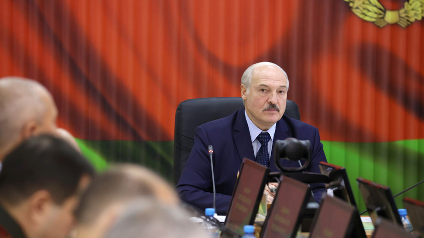 Lukaşenko: “Qərb ölkələri Belarusu Rusiyaya qarşı istifadə etmək istəyir”