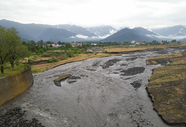Çaylarda sululuq artdı, qısamüddətli sel keçdi  