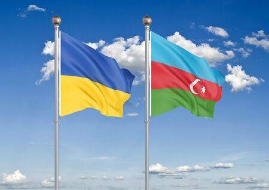Azərbaycan Ukraynanı təbrik etdi