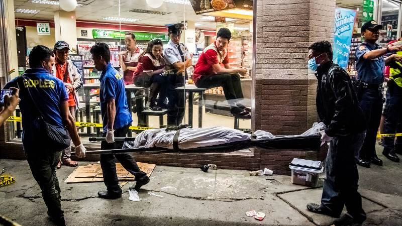 Eyni anda 2 partlayış: 13 ölü, 76 yaralı