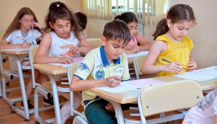 Liseylərin V siniflərinə qəbul üzrə müsabiqə keçirilib