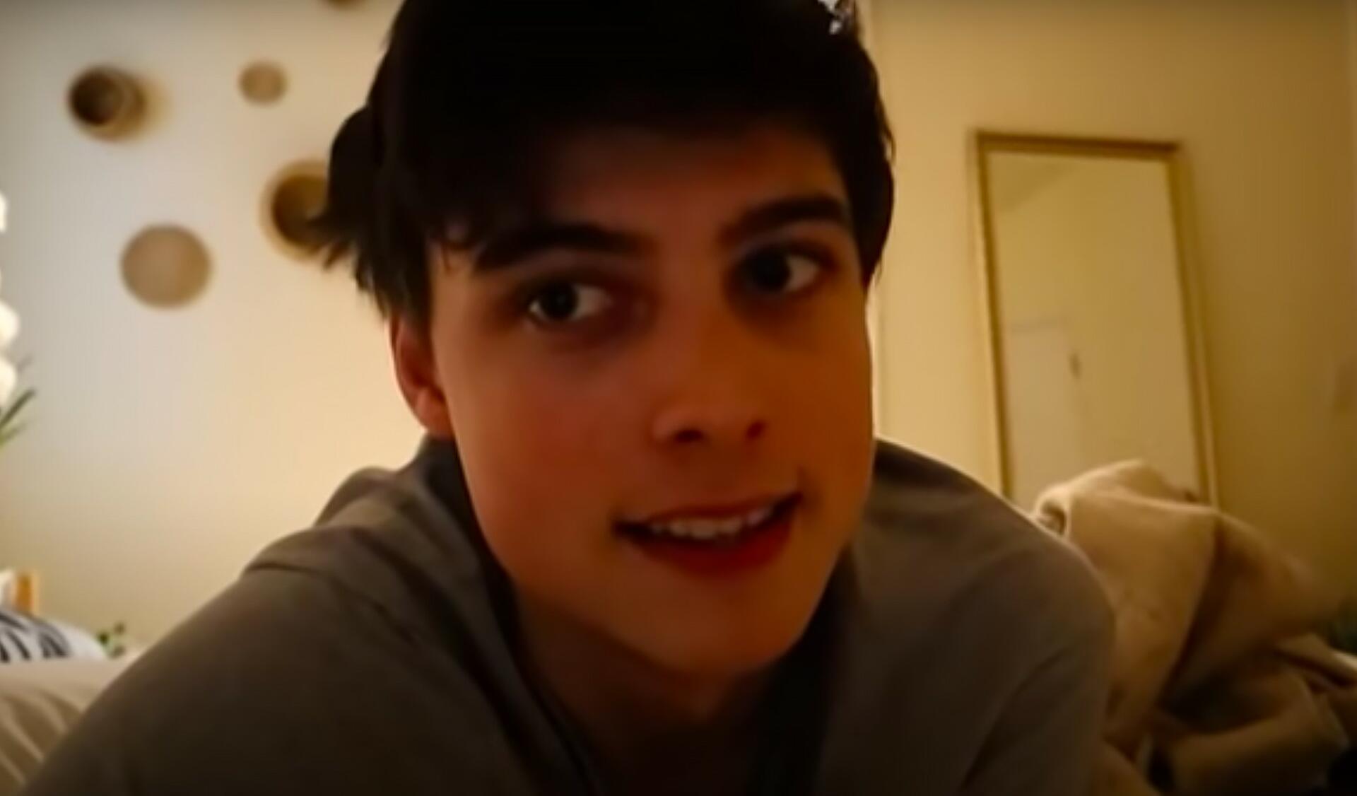 16 yaşında ata olan məşhur bloqer öldü