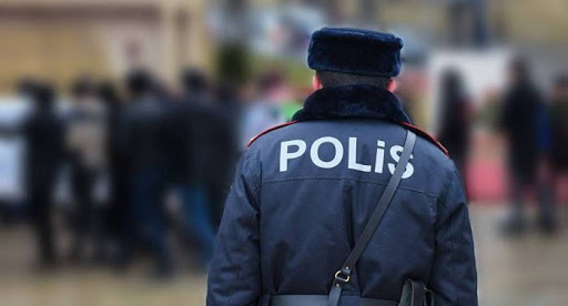 Polis intihar edən şəxsi xilas etdi