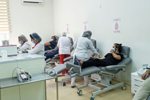 Aşura günü ilə bağlı 500 yaxın vətəndaş könüllü qan verdi