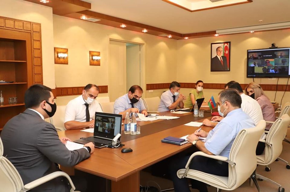 İcra başçısı vətəndaşların problemlərini dinlədi