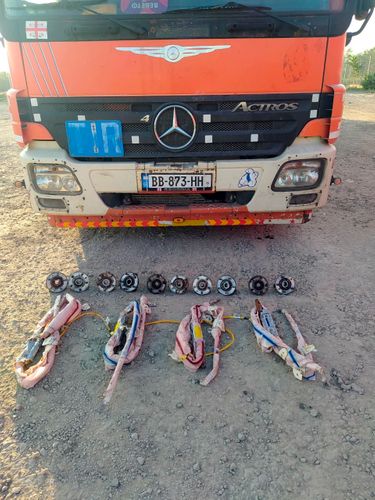 Pəhriz çayı gömrükdən buraxılmadı - FOTO