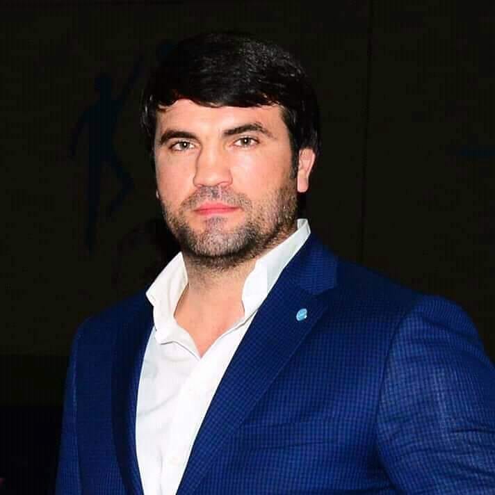 Qaynatasını döyüb həbsə düşən dünya çempionu azadlığa çıxdı