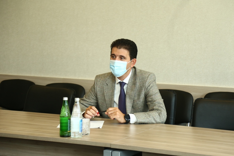 Deputat Naqif Həmzəyev seçicilərlə görüşüb - FOTO