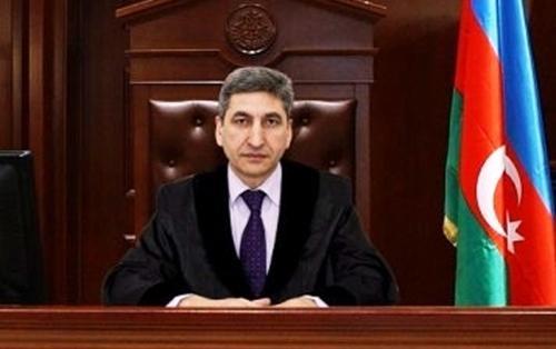 Məhkəmə rüşvətə görə həbs edilən hakimin işini rədd etdi