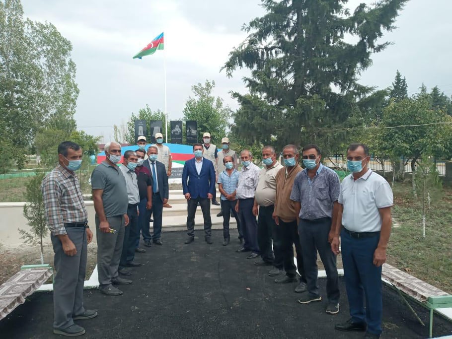 Yevlax könüllüləri bir araya gəldi