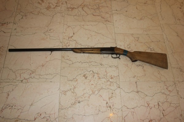 Quba sakinindən silah götürüldü