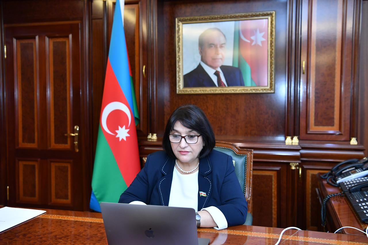Sahibə Qafarova Pakistanlı həmkarı ilə görüşdü - FOTO