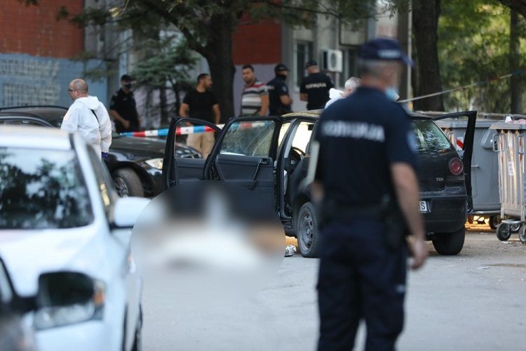 Serbiyada insident: ölən var